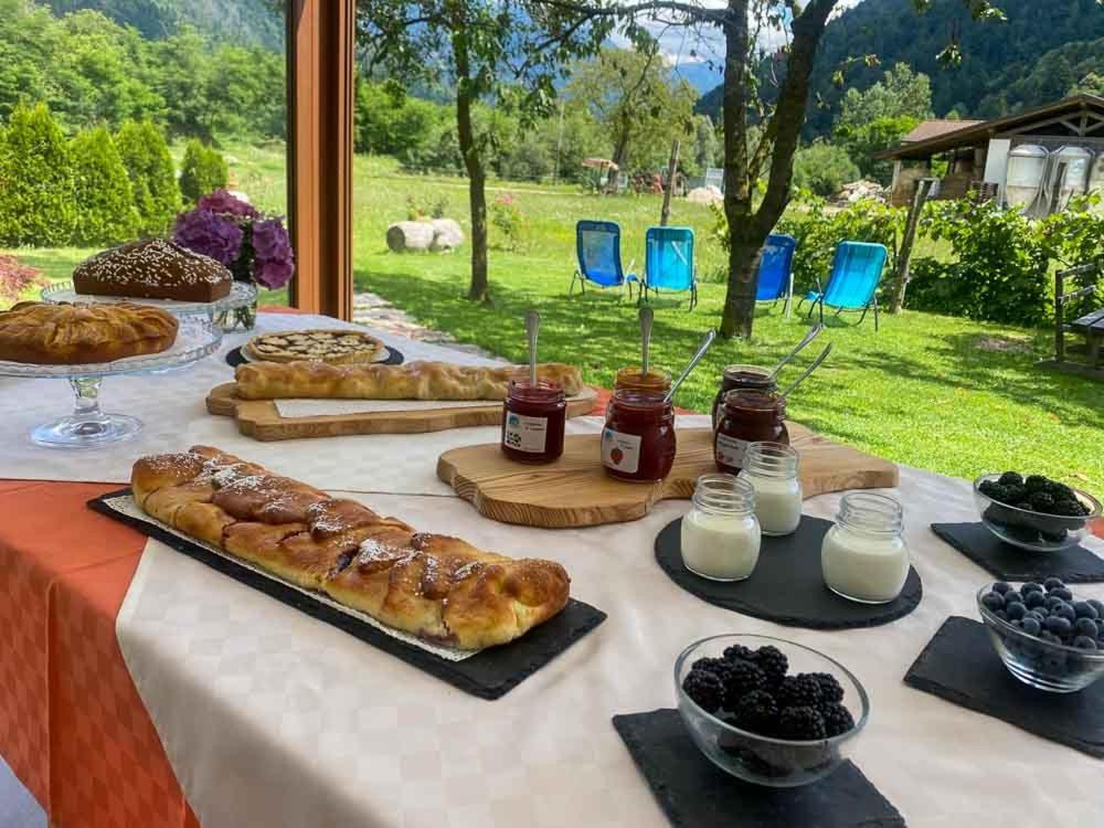 Torcegno Agriturismo Fattoria Dalcastagne מראה חיצוני תמונה