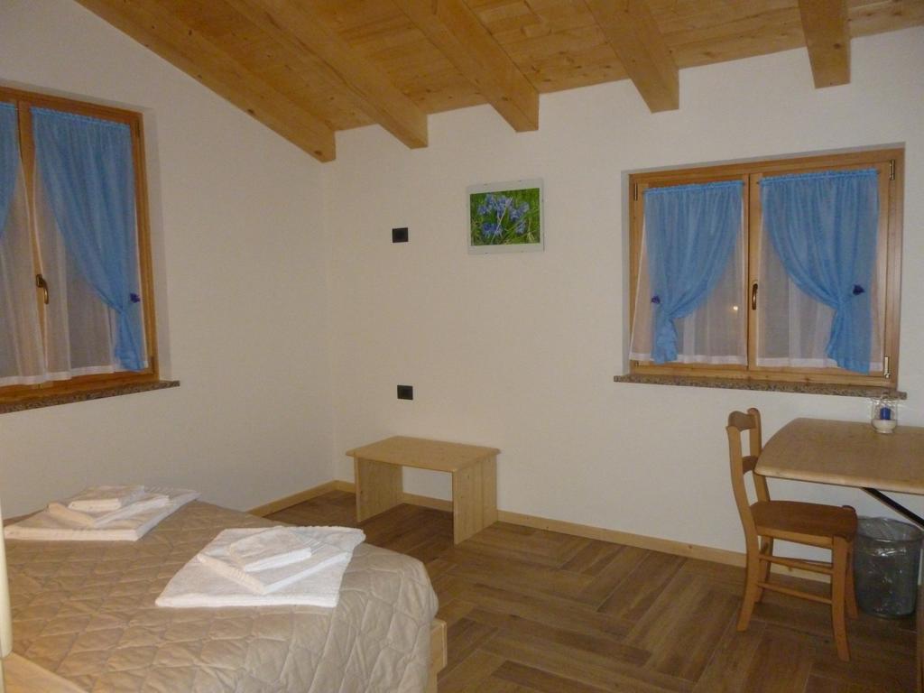 Torcegno Agriturismo Fattoria Dalcastagne חדר תמונה